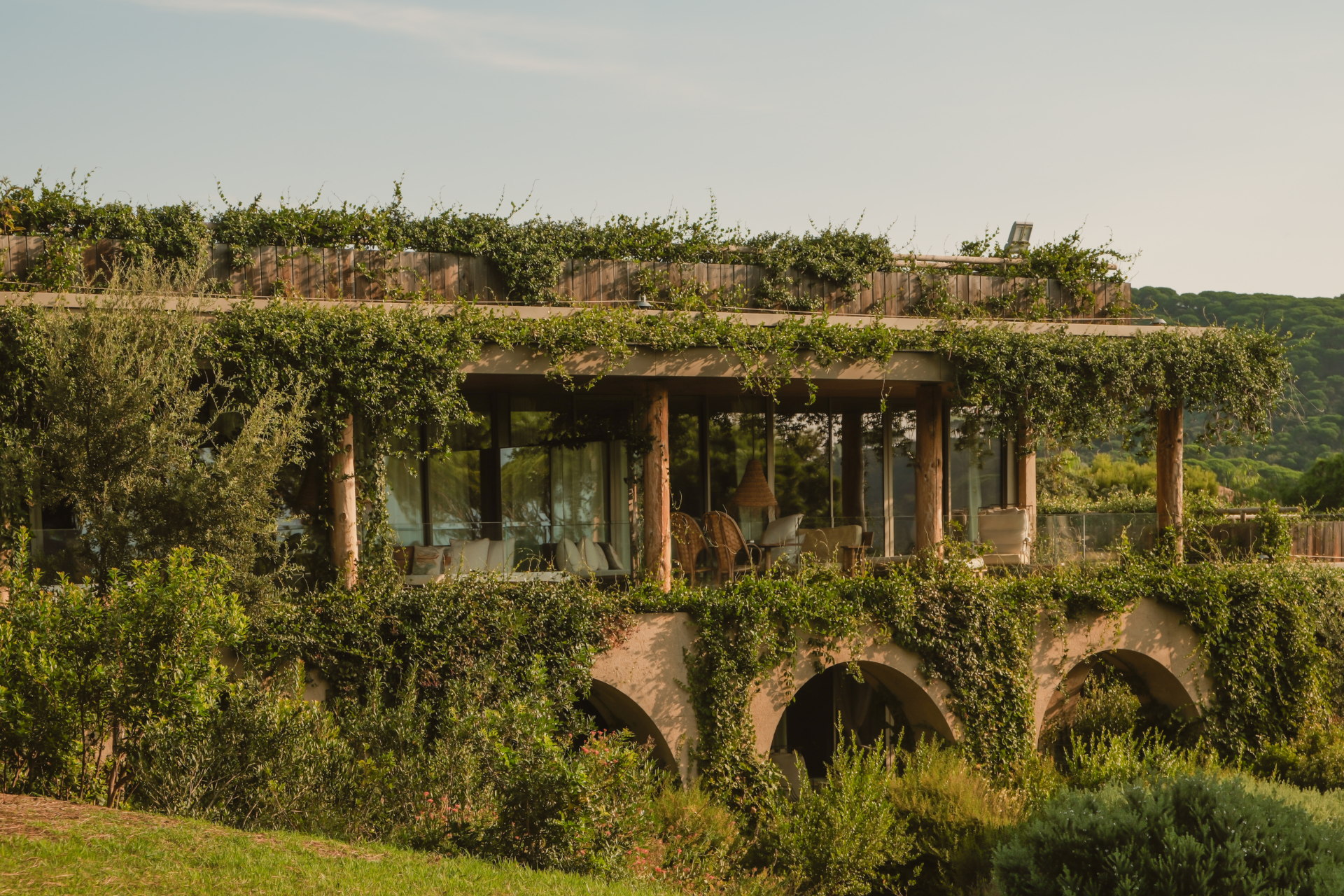 lilyofthevalley hotel image