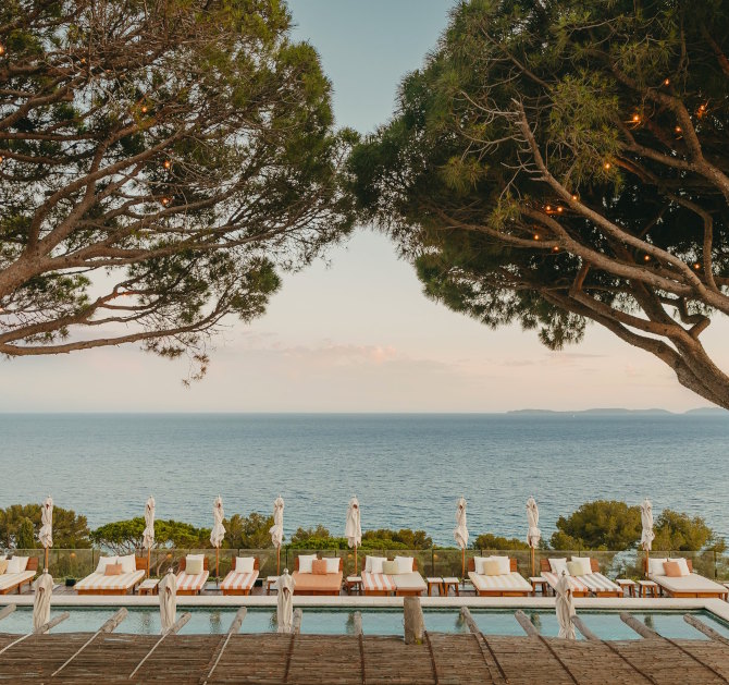 lilyofthevalley-restaurants