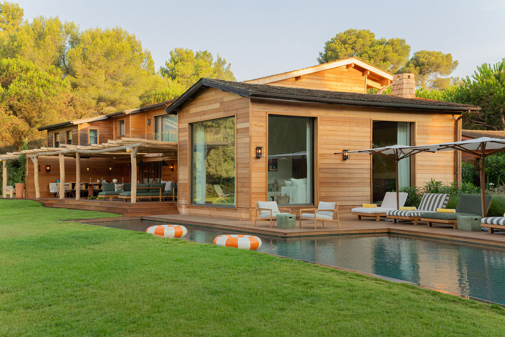 lilyofthevalley-hotel