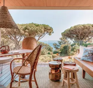 lilyofthevalley hotel image