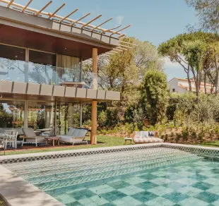 lilyofthevalley hotel image